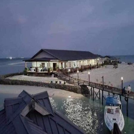 Santiri Resort Semporna Esterno foto