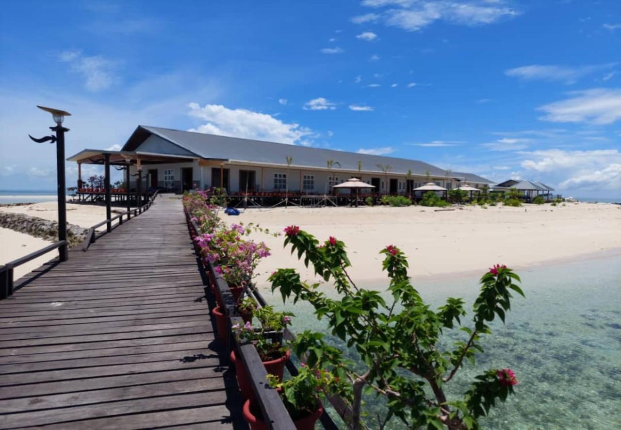 Santiri Resort Semporna Esterno foto
